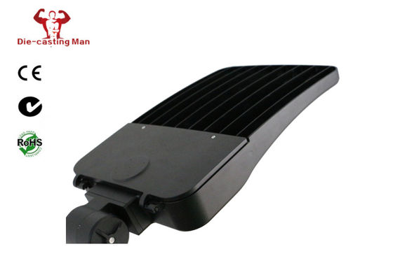 Κατοικία φωτεινών σηματοδοτών των οδηγήσεων IP66 IK08 150W με το διευθετήσιμο υποστήριγμα φακών φορμών