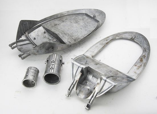 Υπαίθρια SMD 50W κατοικία φωτεινών σηματοδοτών των οδηγήσεων ρίψεων κύβων με το αργίλιο ADC12